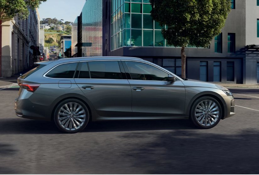 SKODA  OCTAVIA WAGON 2.0 TDI 110KW SELECTION DSG SW